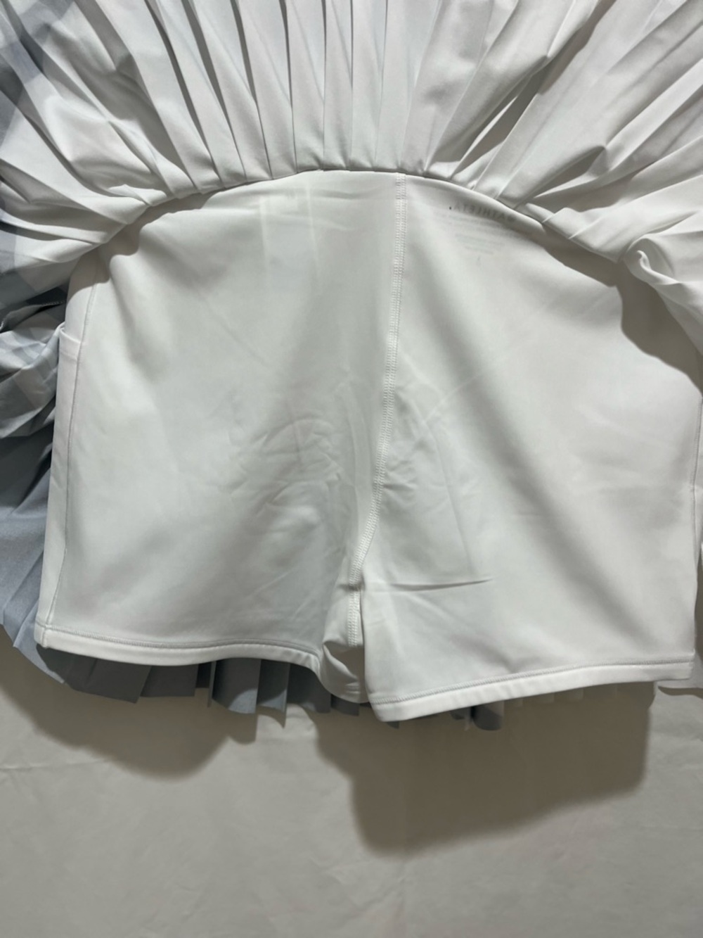 Athleta Navy and White Pleated Athletic Skirt nwt - Picture 4 of 6